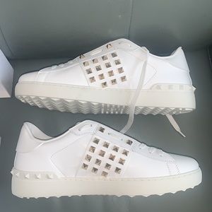 Valentino Garavani  Women's Pyramid Detailed Sneakers
